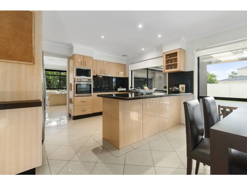 30 Wattle Grove Drive, Wattle Grove NSW 2173