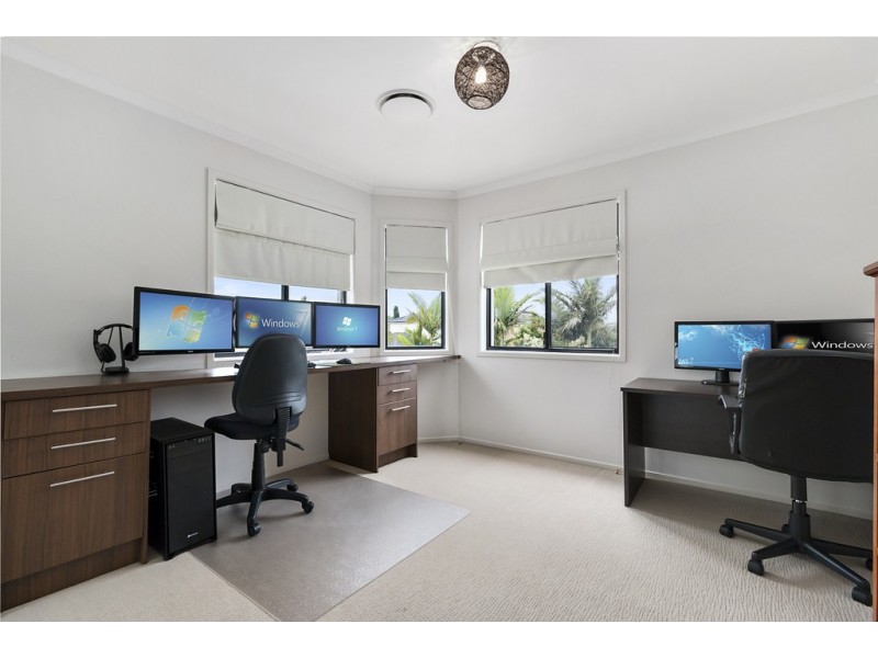 30 Wattle Grove Drive, Wattle Grove NSW 2173