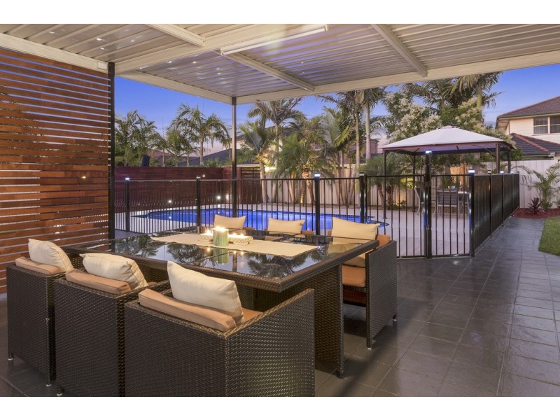 30 Wattle Grove Drive, Wattle Grove NSW 2173