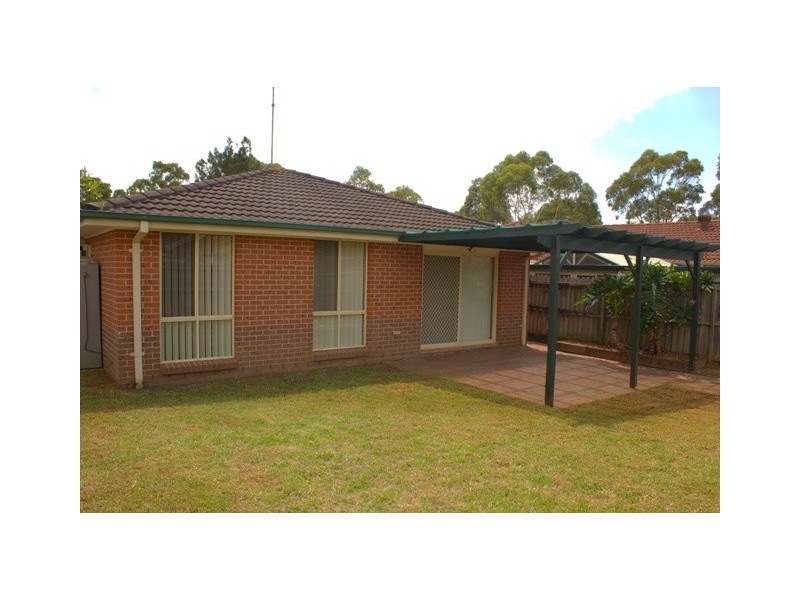 13 Merryville Court, Wattle Grove NSW 2173