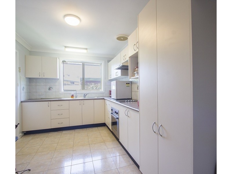 11 Satelberg Street, Holsworthy NSW 2173