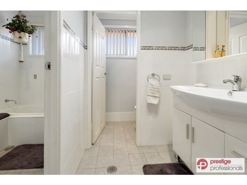 29 Renton Avenue, Moorebank NSW 2170