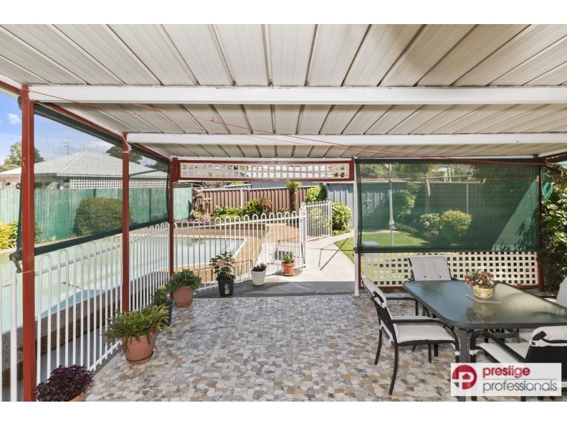 29 Renton Avenue, Moorebank NSW 2170