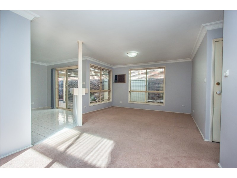 10 Bedervale Court, Wattle Grove NSW 2173