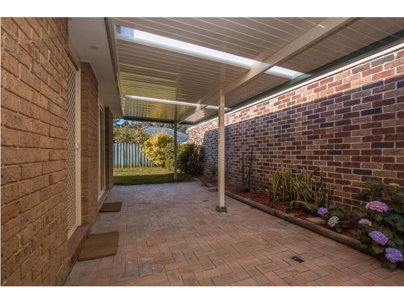 10 Bedervale Court, Wattle Grove NSW 2173