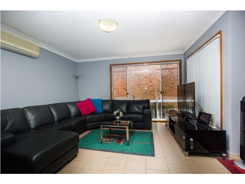 150 Australis Avenue, Wattle Grove NSW 2173