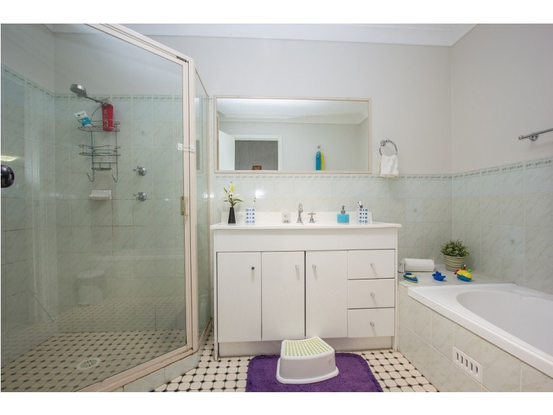 150 Australis Avenue, Wattle Grove NSW 2173