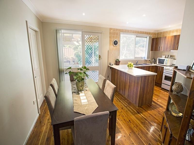 13 Tallowood Avenue, Casula NSW 2170