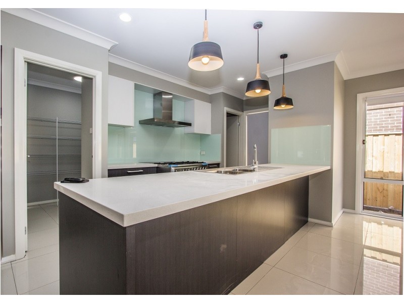 45 Horizon Circuit, Moorebank NSW 2170