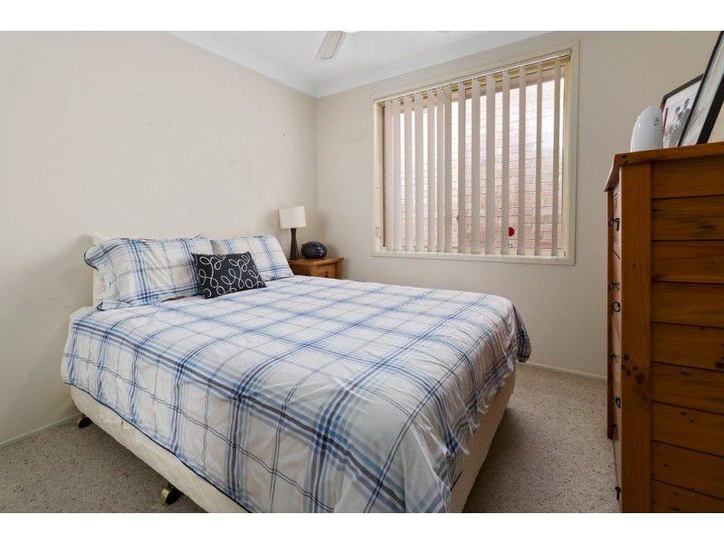 33 Castle Rock Court, Wattle Grove NSW 2173