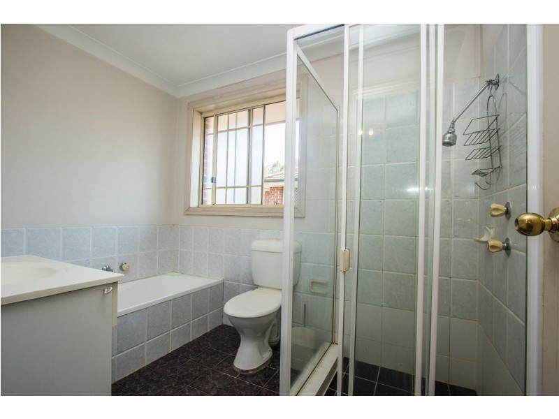 18/26 Wellwood Avenue, Moorebank NSW 2170