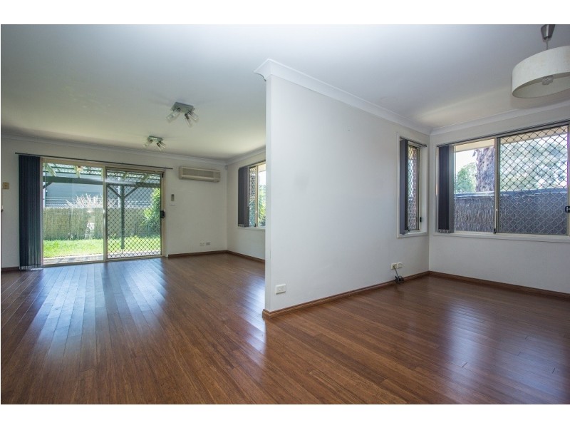 26 Bundarra Court, Wattle Grove NSW 2173