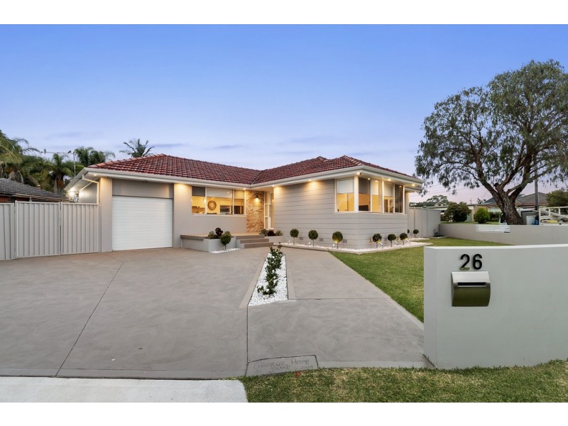 26 Edgecombe Avenue, Moorebank NSW 2170
