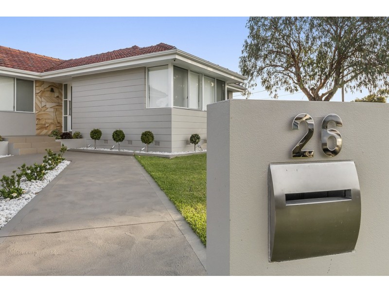 26 Edgecombe Avenue, Moorebank NSW 2170