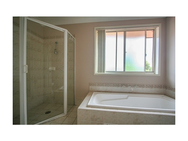 6 Todd Court, Wattle Grove NSW 2173