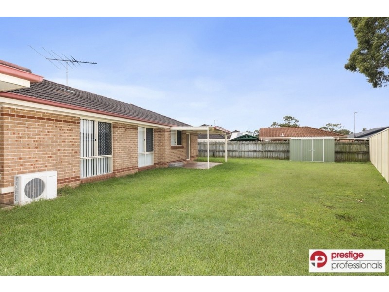 16 Eildon Court, Wattle Grove NSW 2173