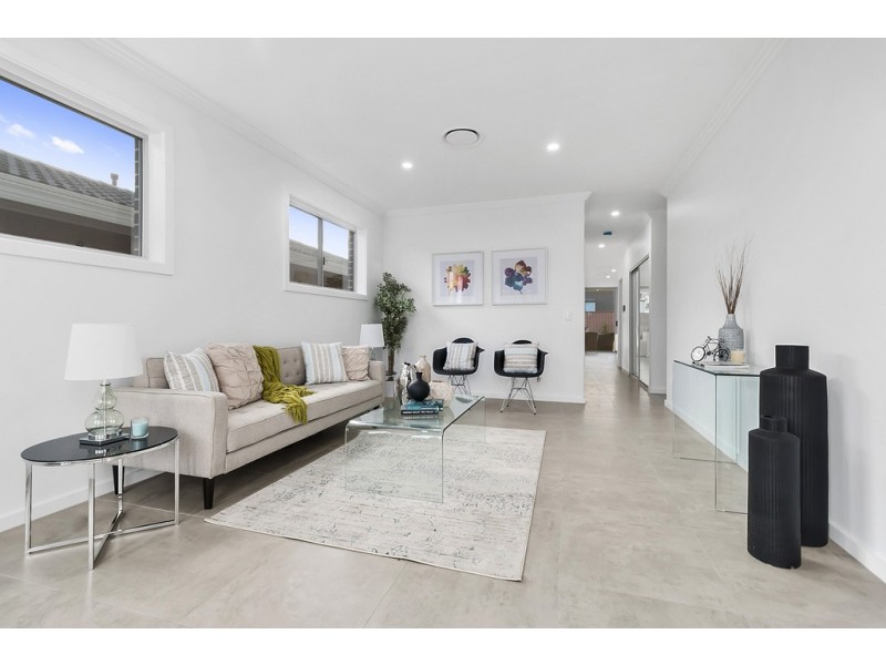 25a Wilkes Avenue, Moorebank NSW 2170