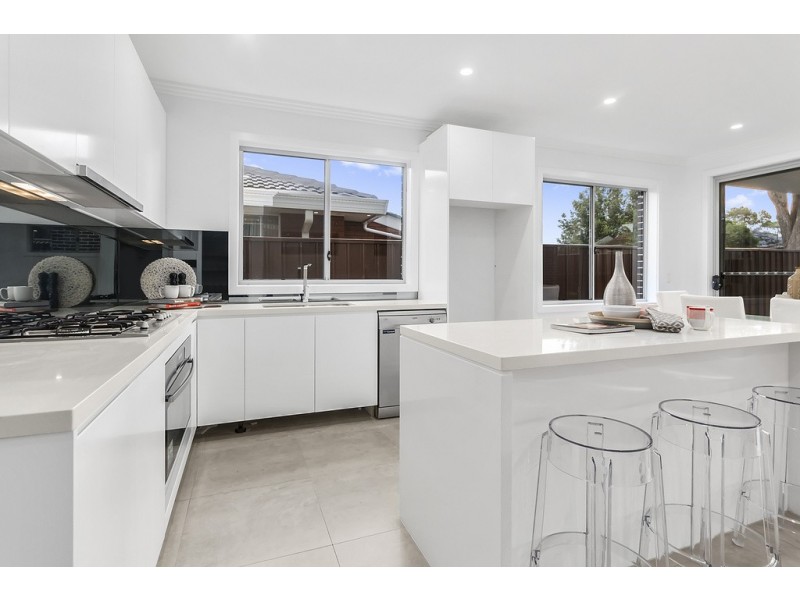 25a Wilkes Avenue, Moorebank NSW 2170