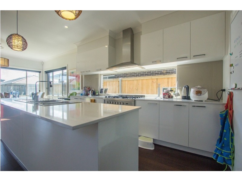 28 Conlon Avenue, Moorebank NSW 2170