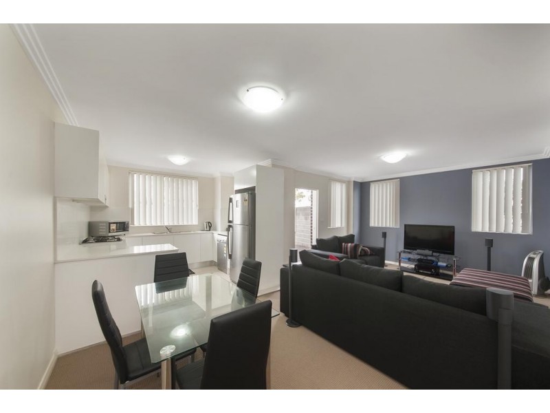 4/96-98 Nuwarra Road, Moorebank NSW 2170