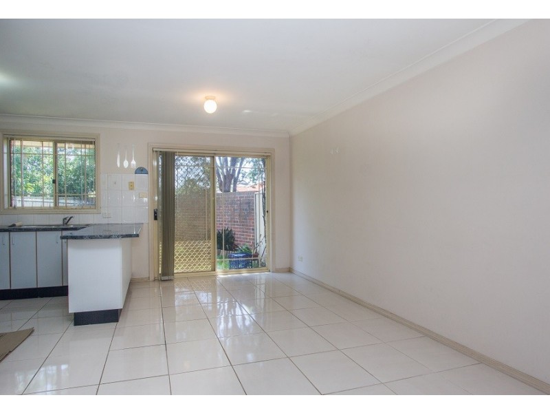 18/26 Wellwood Avenue, Moorebank NSW 2170