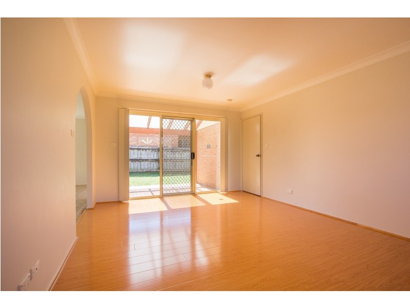 11 Glenrock Court, Wattle Grove NSW 2173