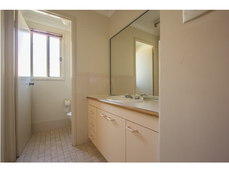 11 Glenrock Court, Wattle Grove NSW 2173