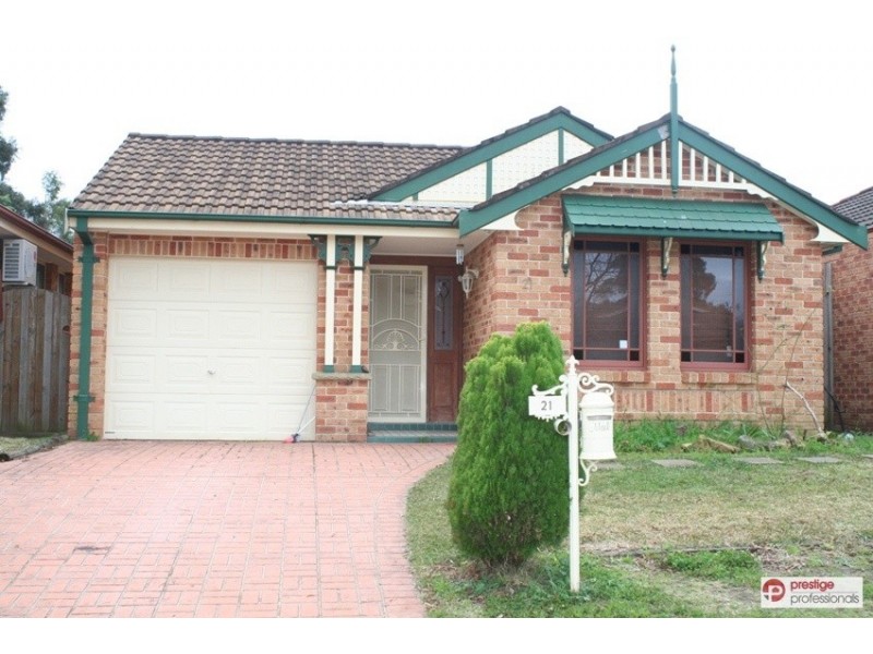 21 Paroo Court, Wattle Grove NSW 2173