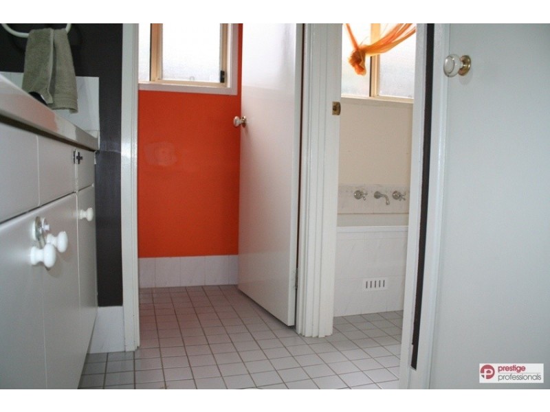 21 Paroo Court, Wattle Grove NSW 2173