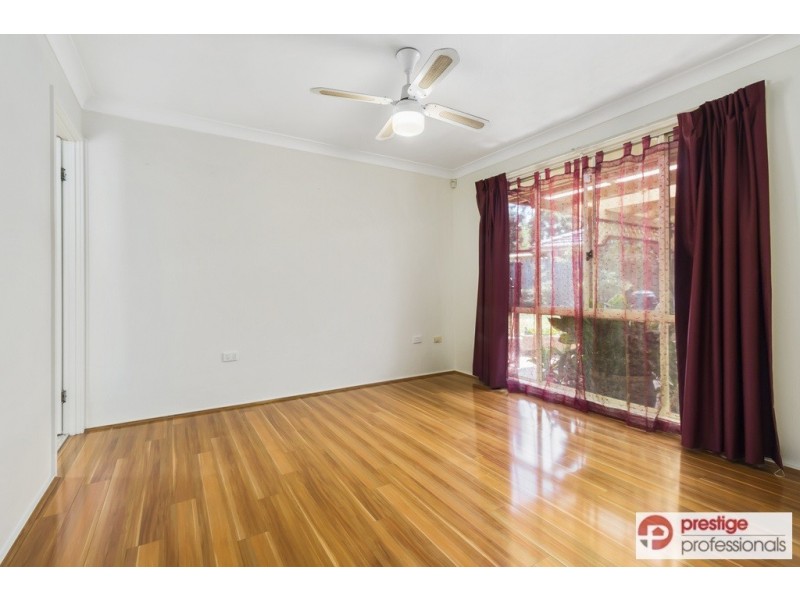 43 Daintree Drive, Wattle Grove NSW 2173