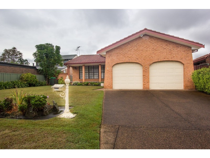 67 Wolverton Crescent, Chipping Norton NSW 2170