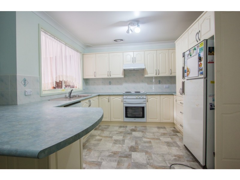 67 Wolverton Crescent, Chipping Norton NSW 2170