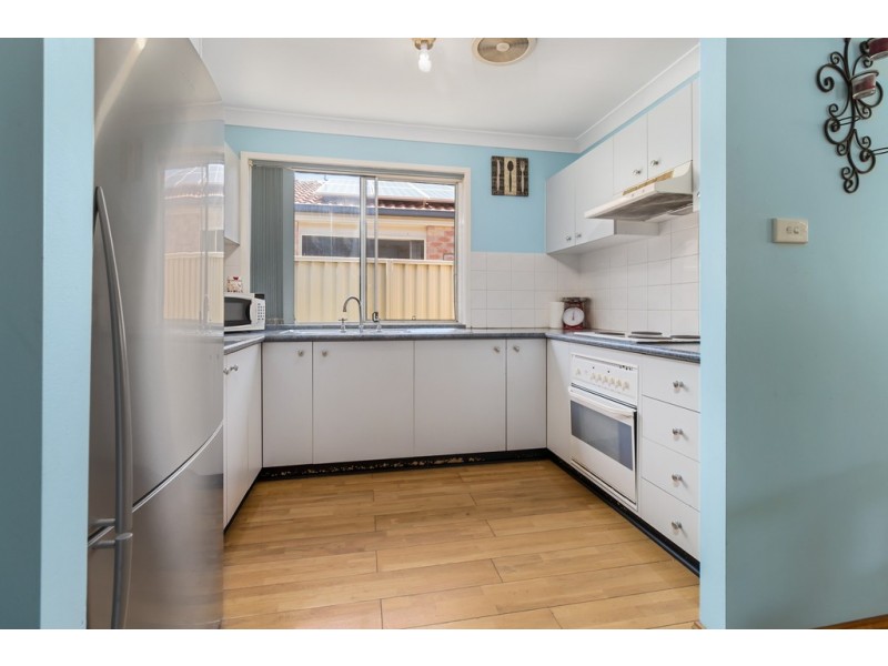 52 Blamey Road, Wattle Grove NSW 2173