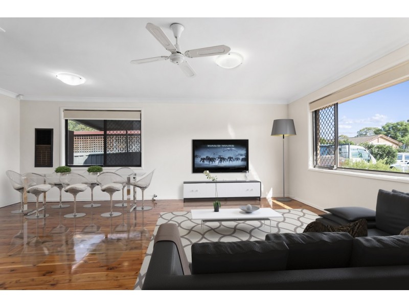 7 Robinson Close, Lurnea NSW 2170