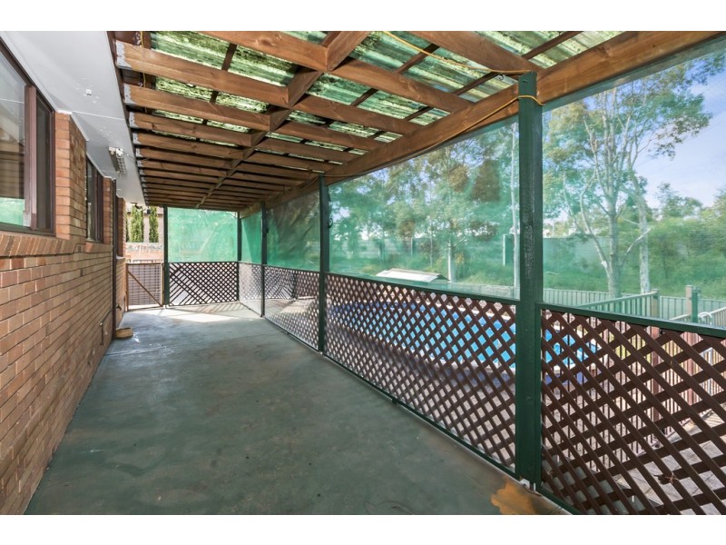 7 Robinson Close, Lurnea NSW 2170