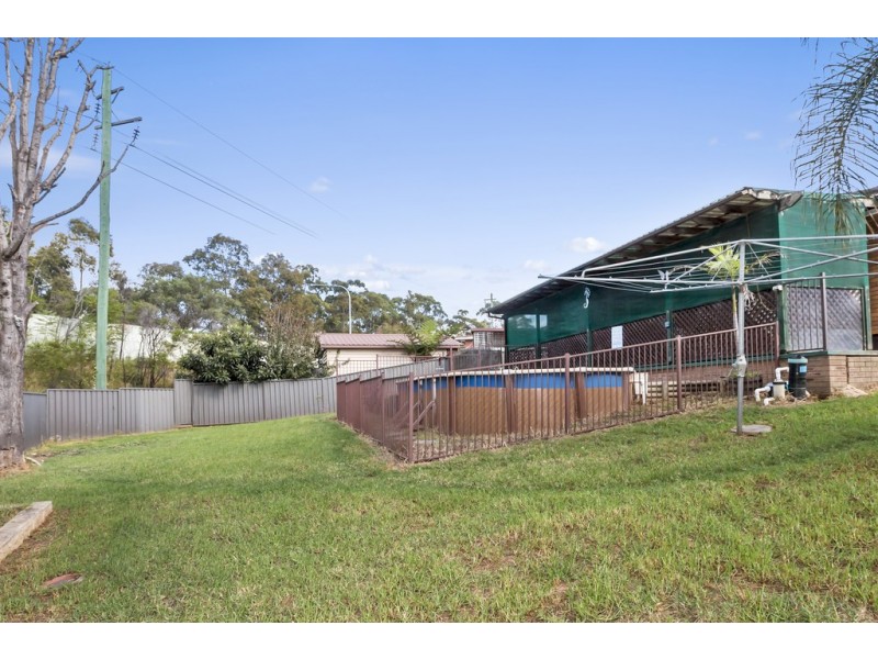 7 Robinson Close, Lurnea NSW 2170