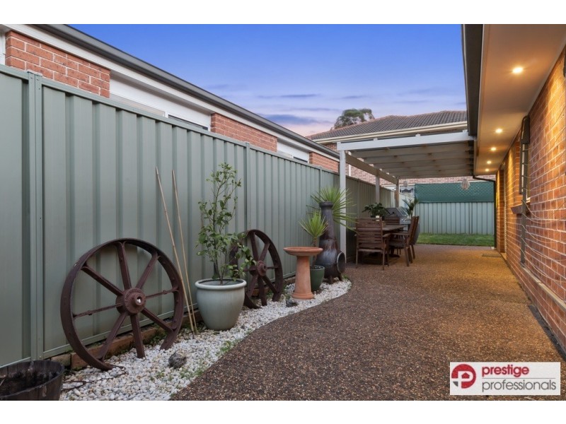 41 Lyndhurst Court, Wattle Grove NSW 2173