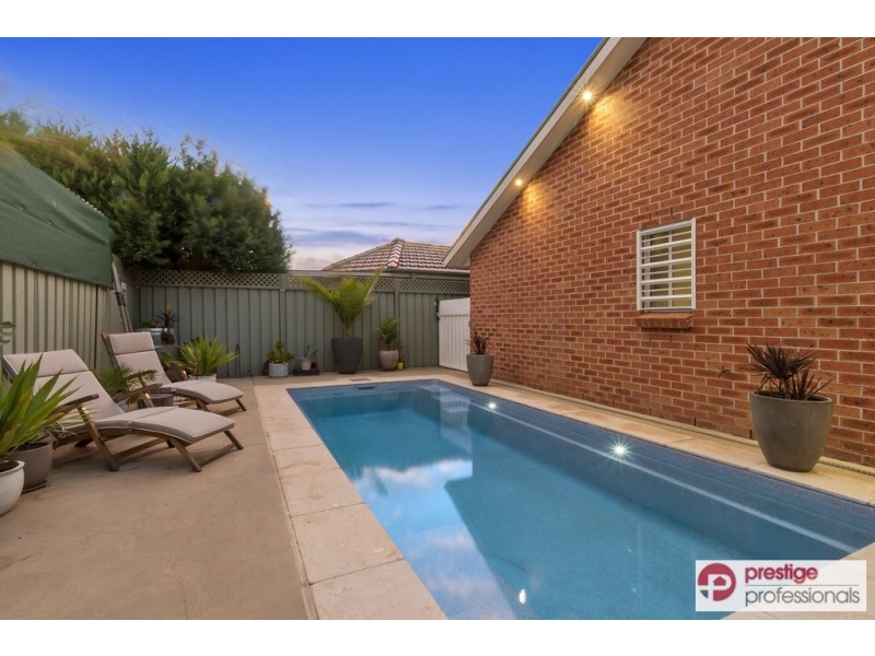 41 Lyndhurst Court, Wattle Grove NSW 2173
