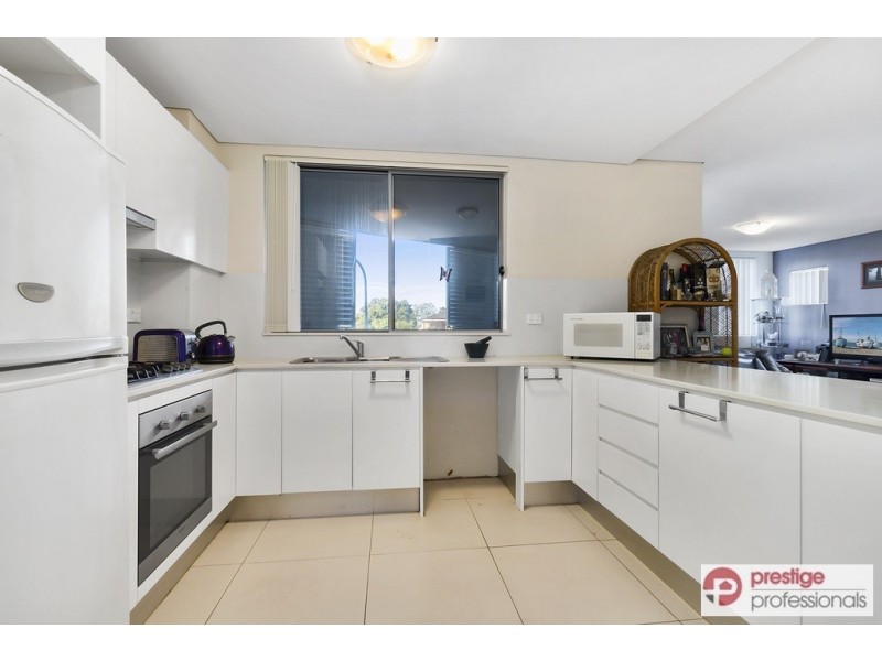 27/96-98 Nuwarra Road, Moorebank NSW 2170