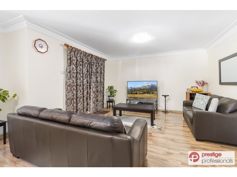 7/182-184 Leacocks Lane, Casula NSW 2170