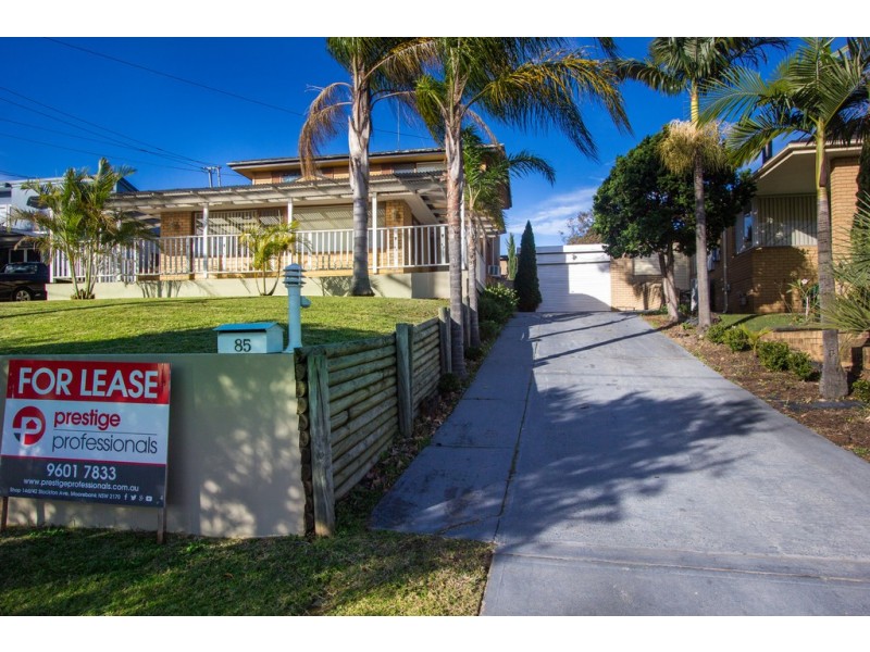 85 Renton Avenue, Moorebank NSW 2170
