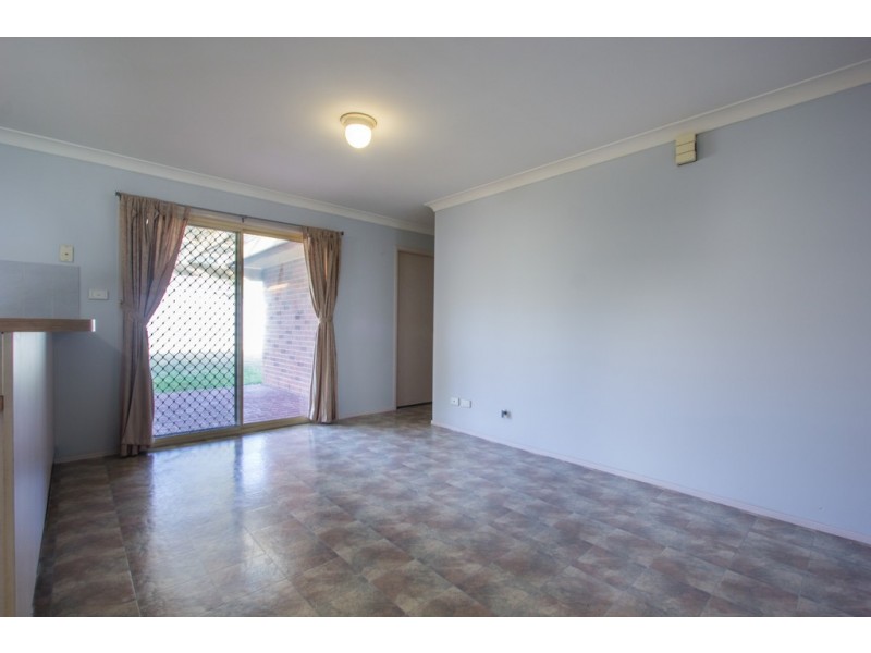 11 Claremont Court, Wattle Grove NSW 2173