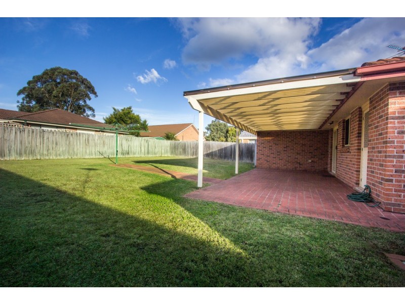 11 Claremont Court, Wattle Grove NSW 2173
