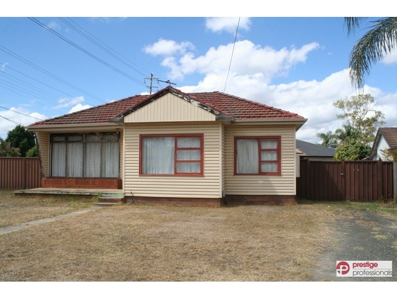 2 Junction Road, Moorebank NSW 2170