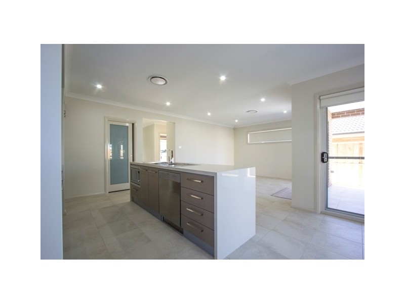 77 Travers Street, Moorebank NSW 2170