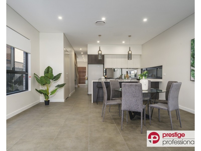 42B Derna Road, Holsworthy NSW 2173