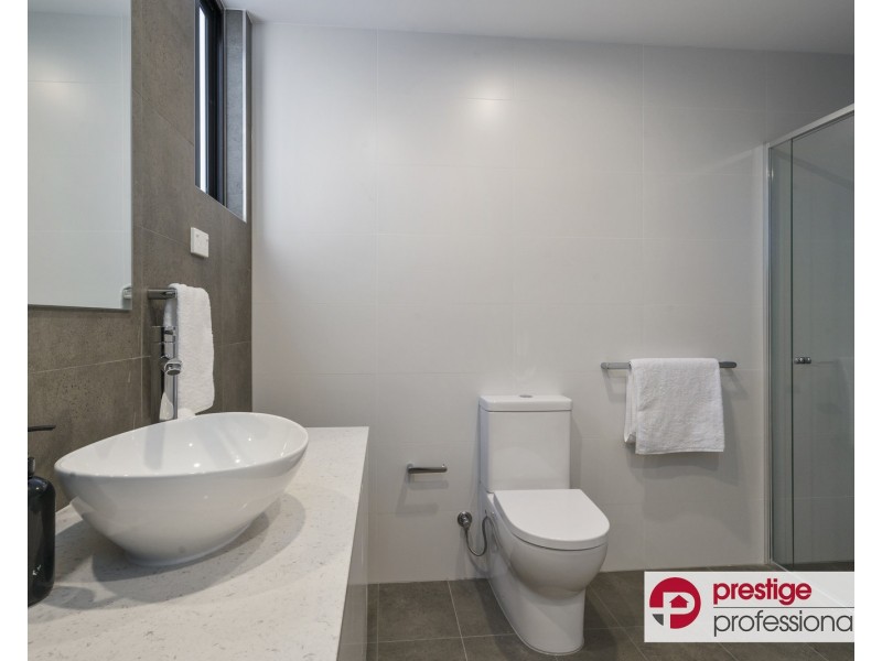 42B Derna Road, Holsworthy NSW 2173