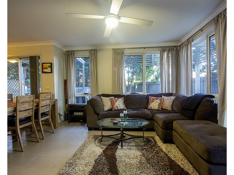 4 Morningside Parade, Holsworthy NSW 2173