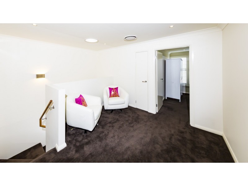 81 Grace Crs, Kellyville NSW 2155