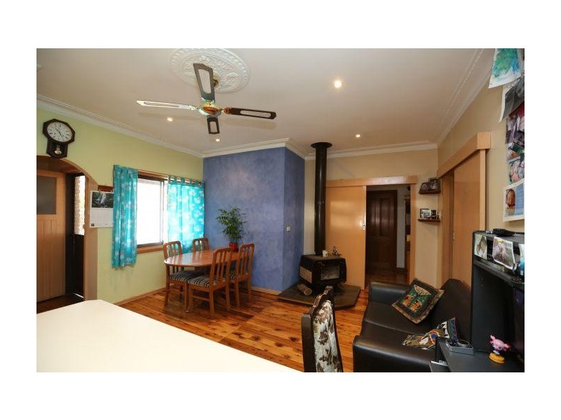 444 Griffith Road, Lavington NSW 2641